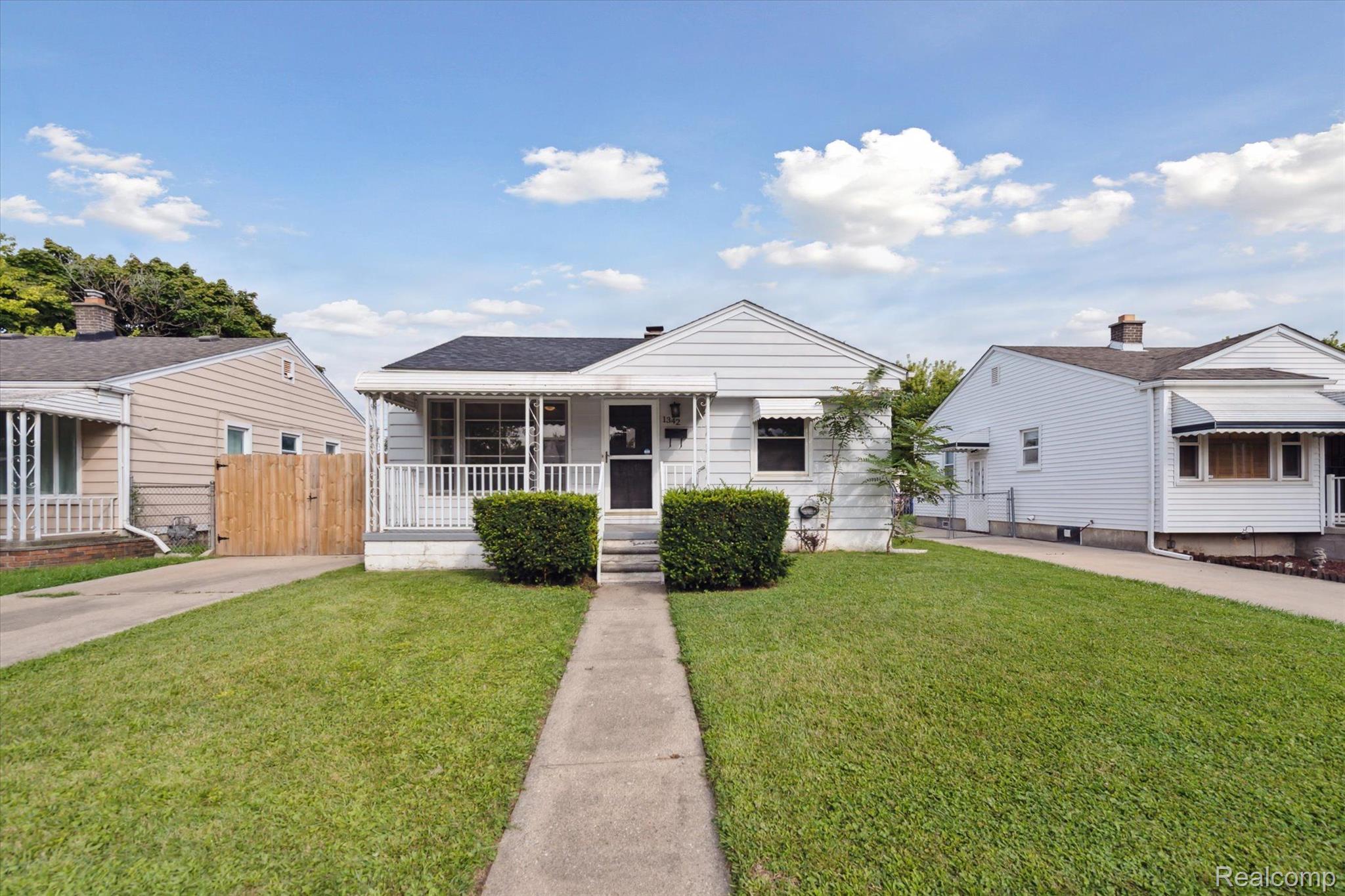 1342 PINGREE Avenue