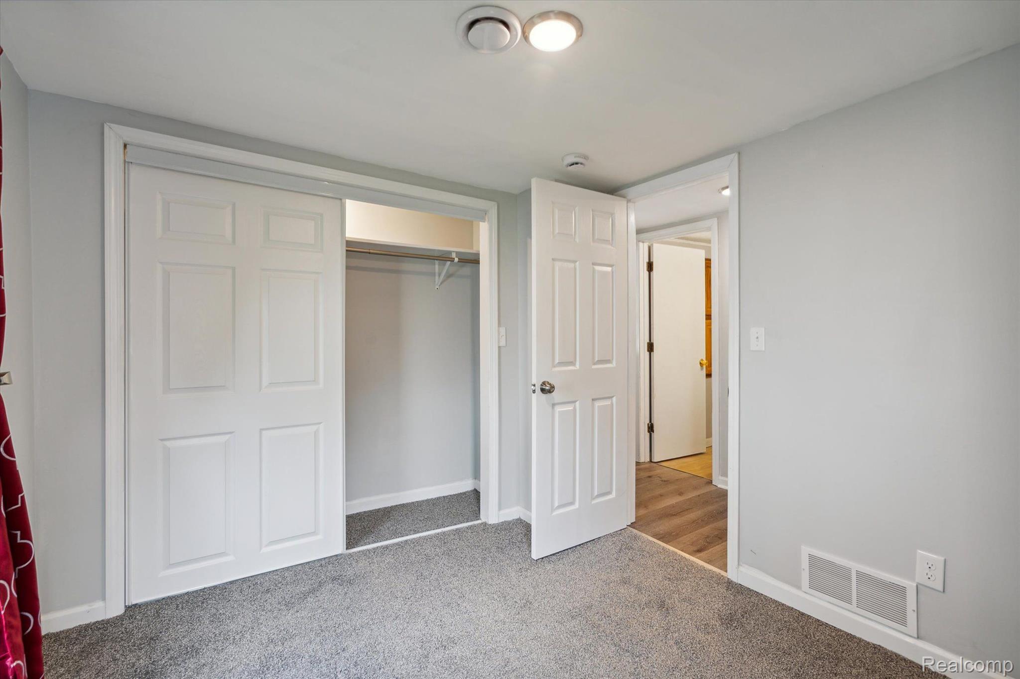 26384 SIBLEY Road