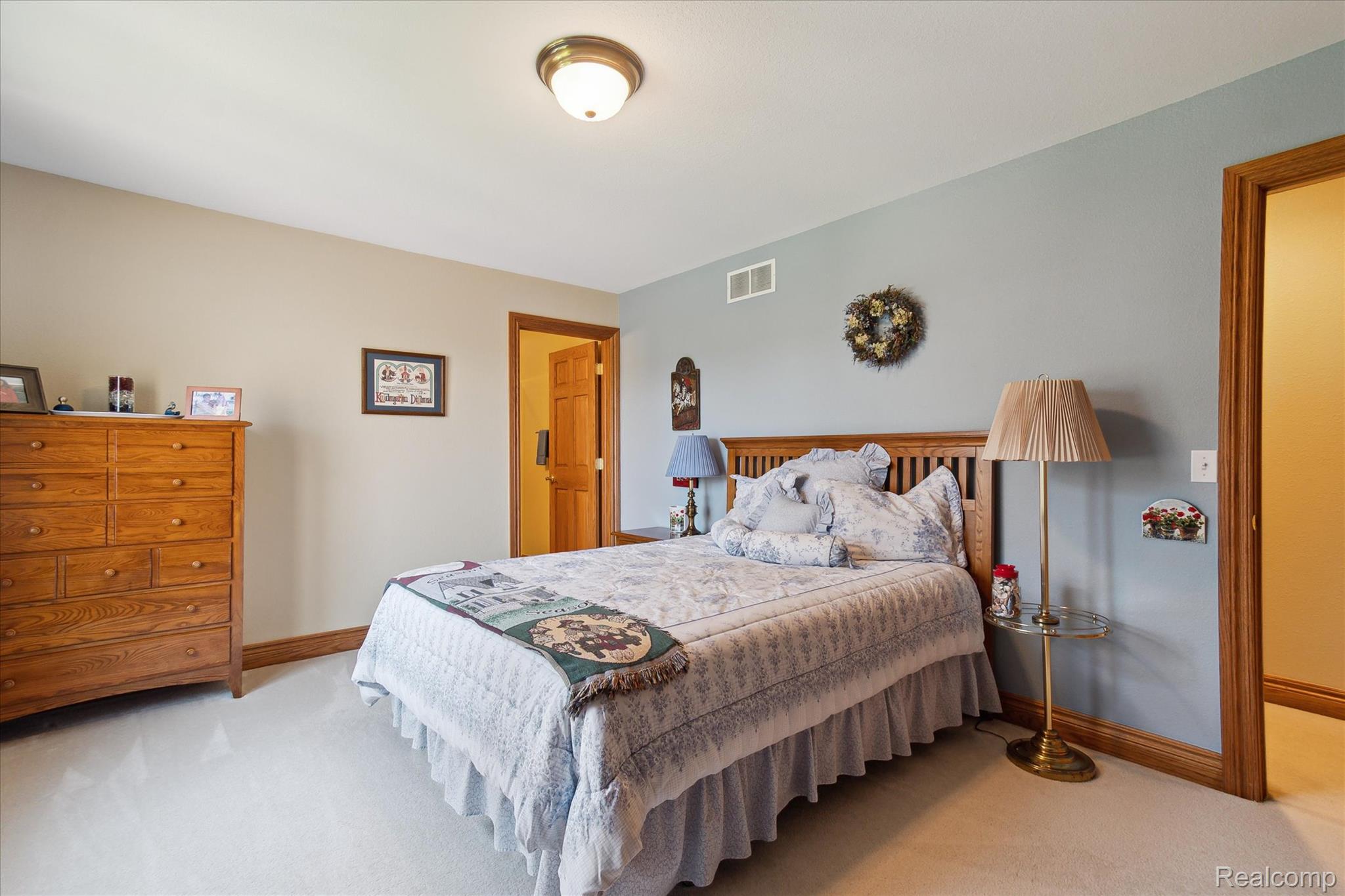 23900 Foxhollow Run