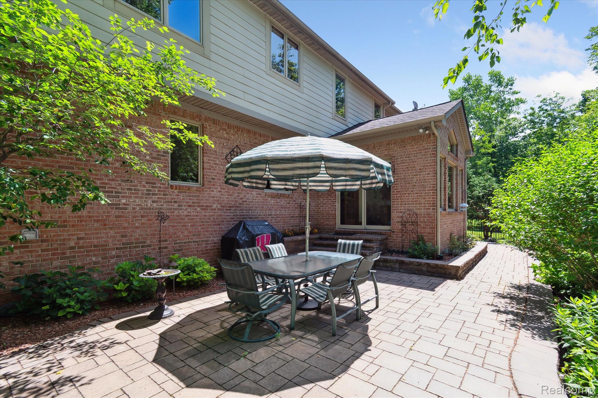 23900 Foxhollow Run