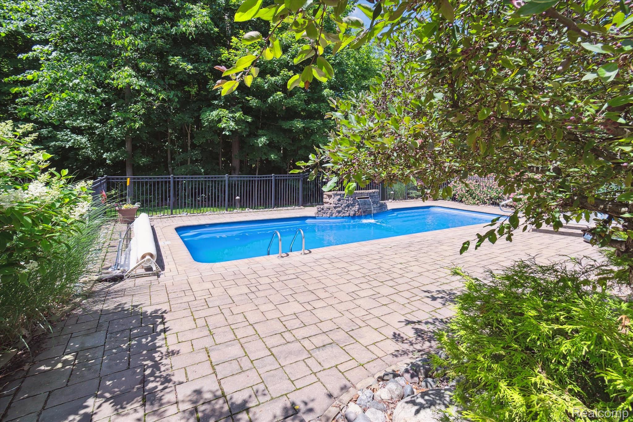 23900 Foxhollow Run