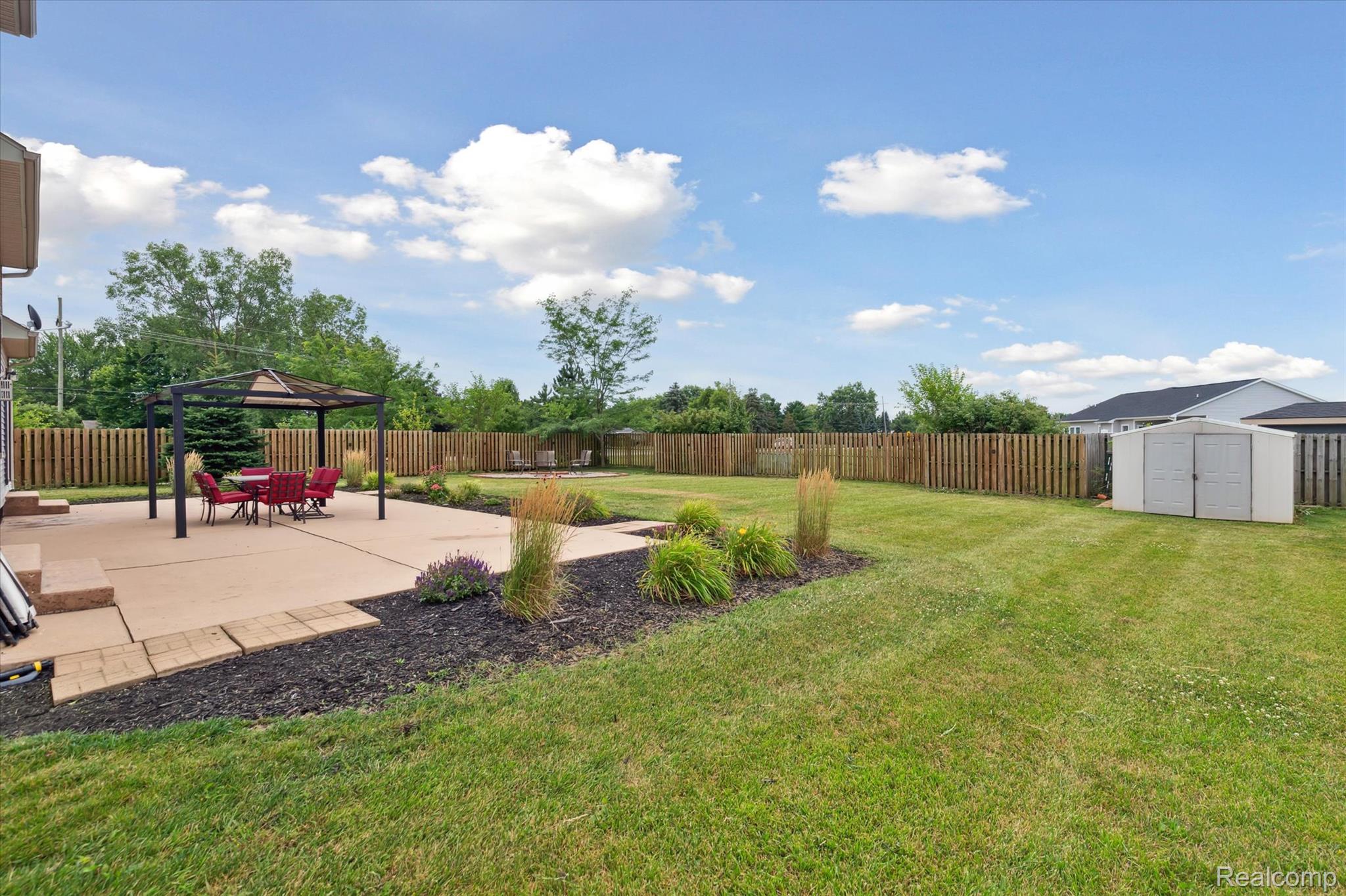 5405 Spitfire Drive Spitfire Drive