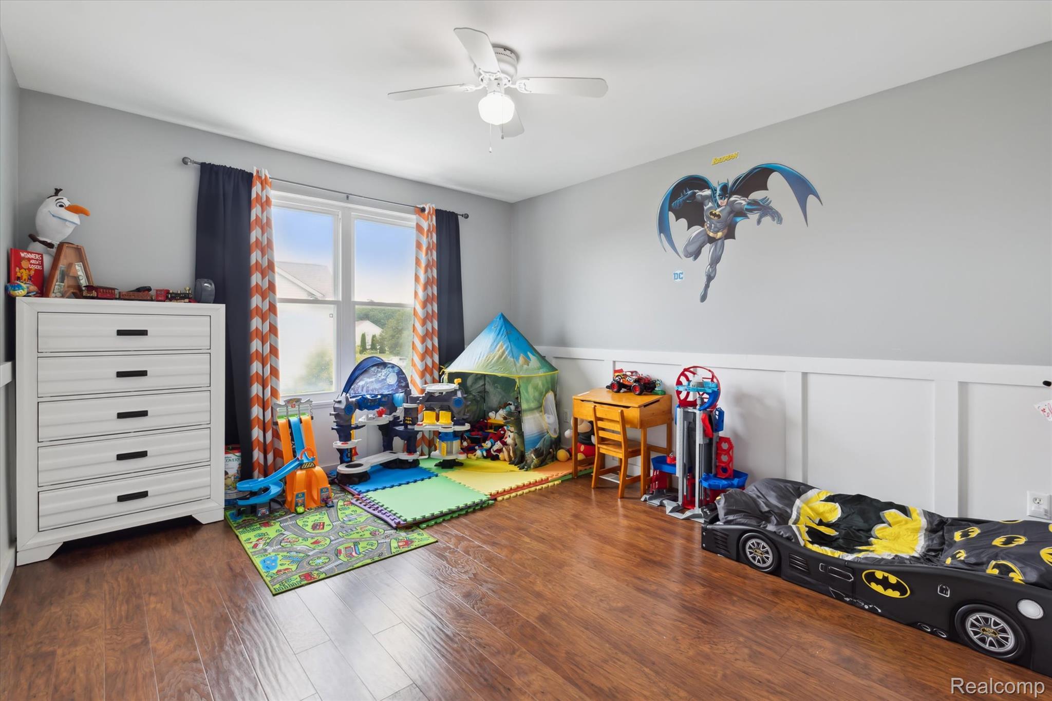 5405 Spitfire Drive Spitfire Drive
