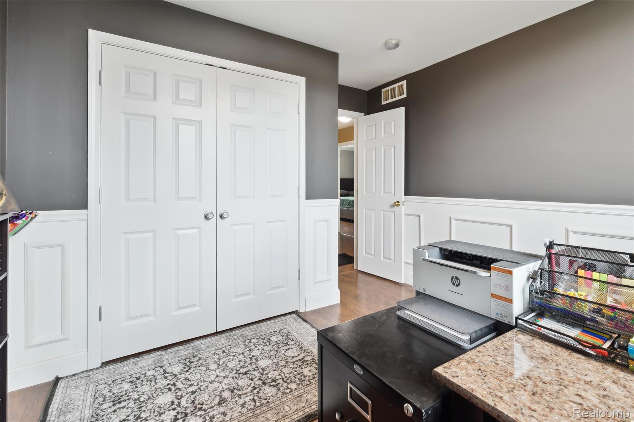 5405 Spitfire Drive Spitfire Drive