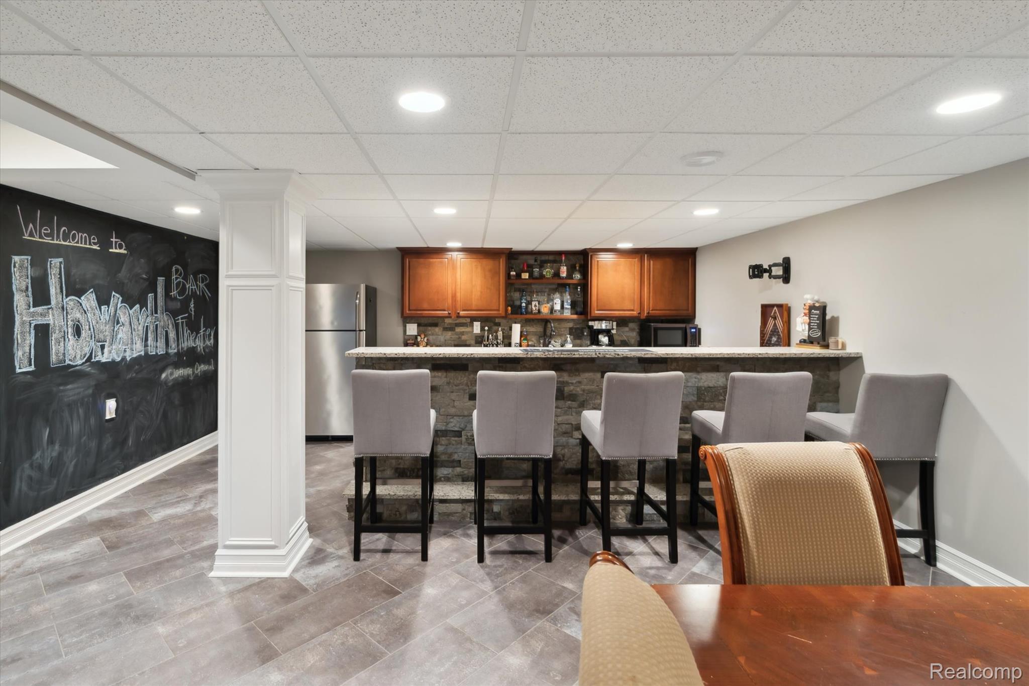 5405 Spitfire Drive Spitfire Drive