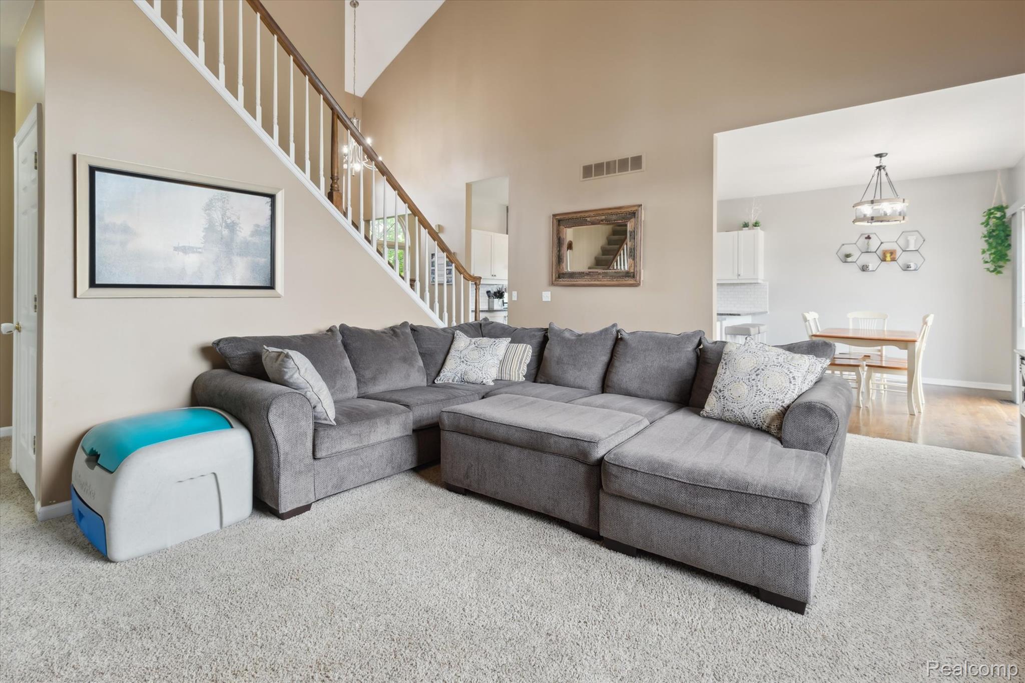 5405 Spitfire Drive Spitfire Drive