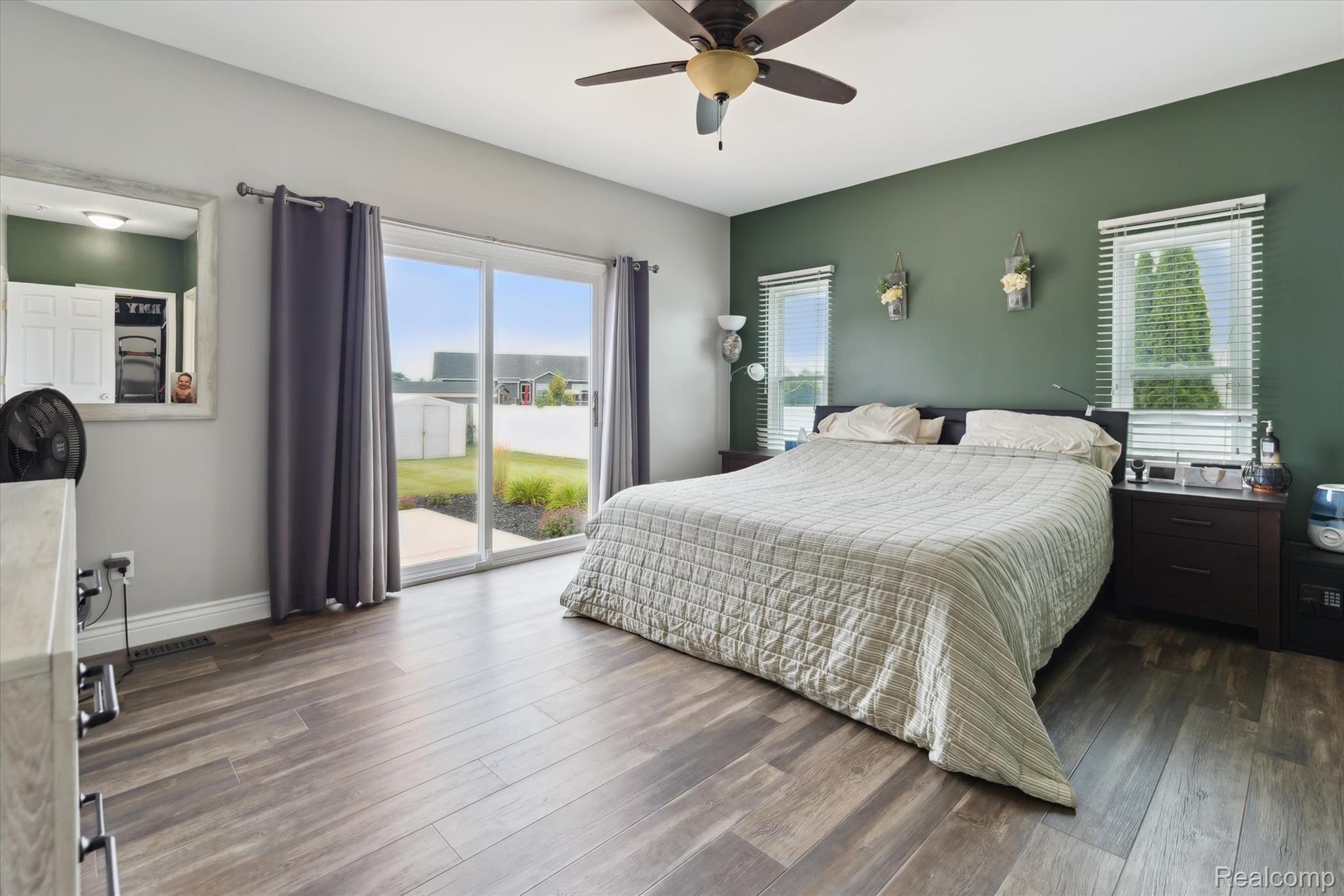 5405 Spitfire Drive Spitfire Drive