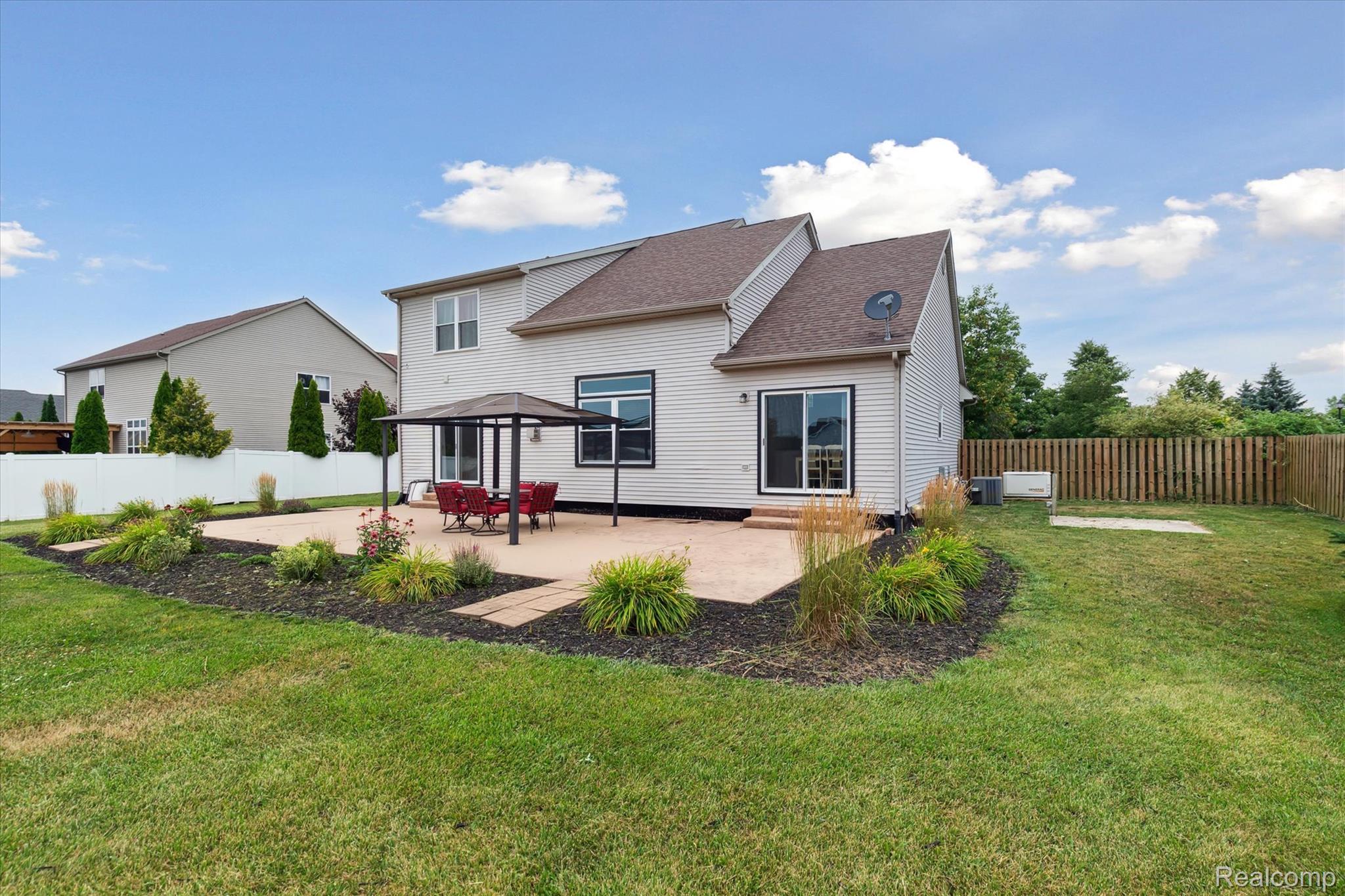 5405 Spitfire Drive Spitfire Drive
