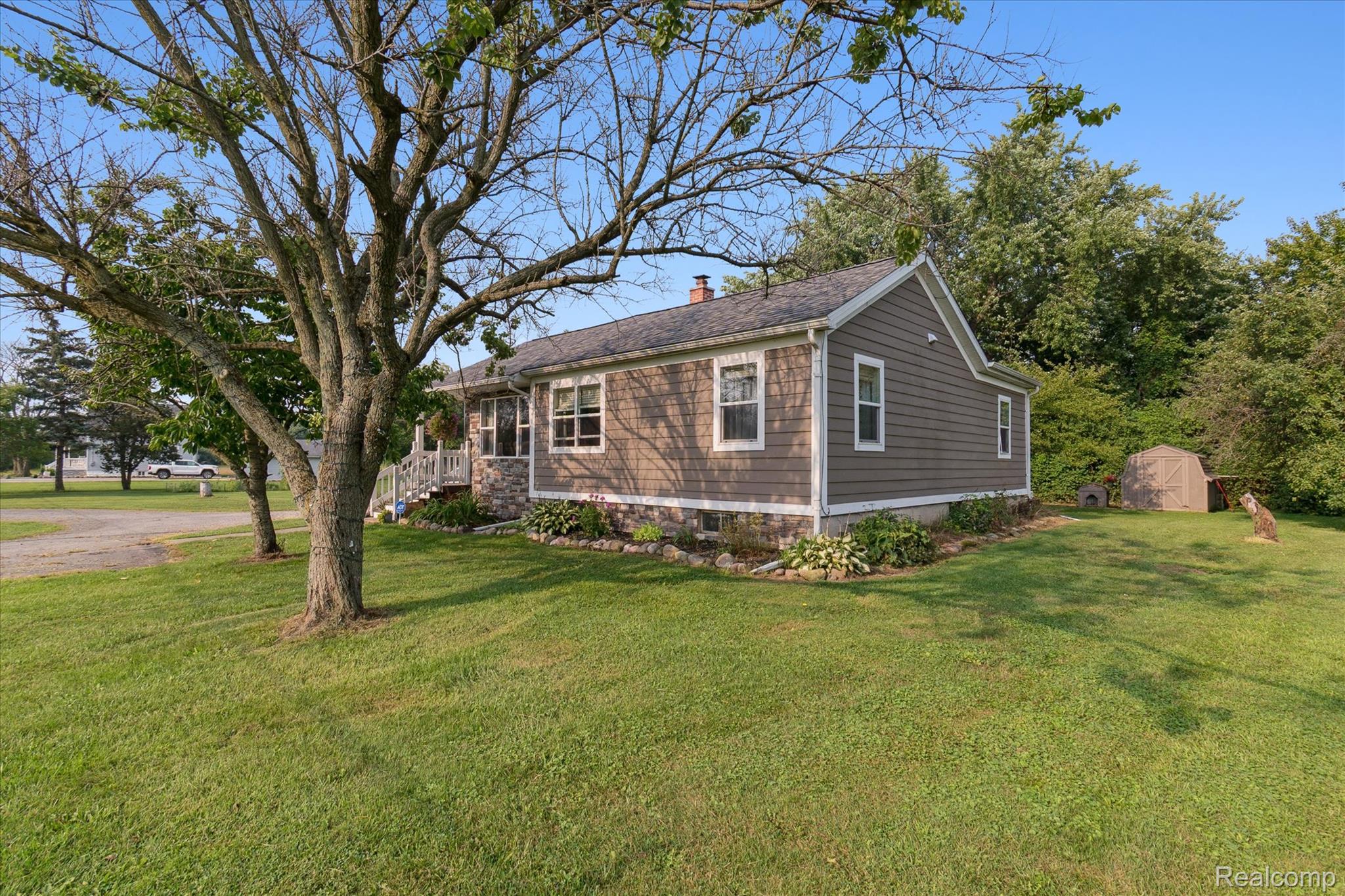 3945 Mentel Road