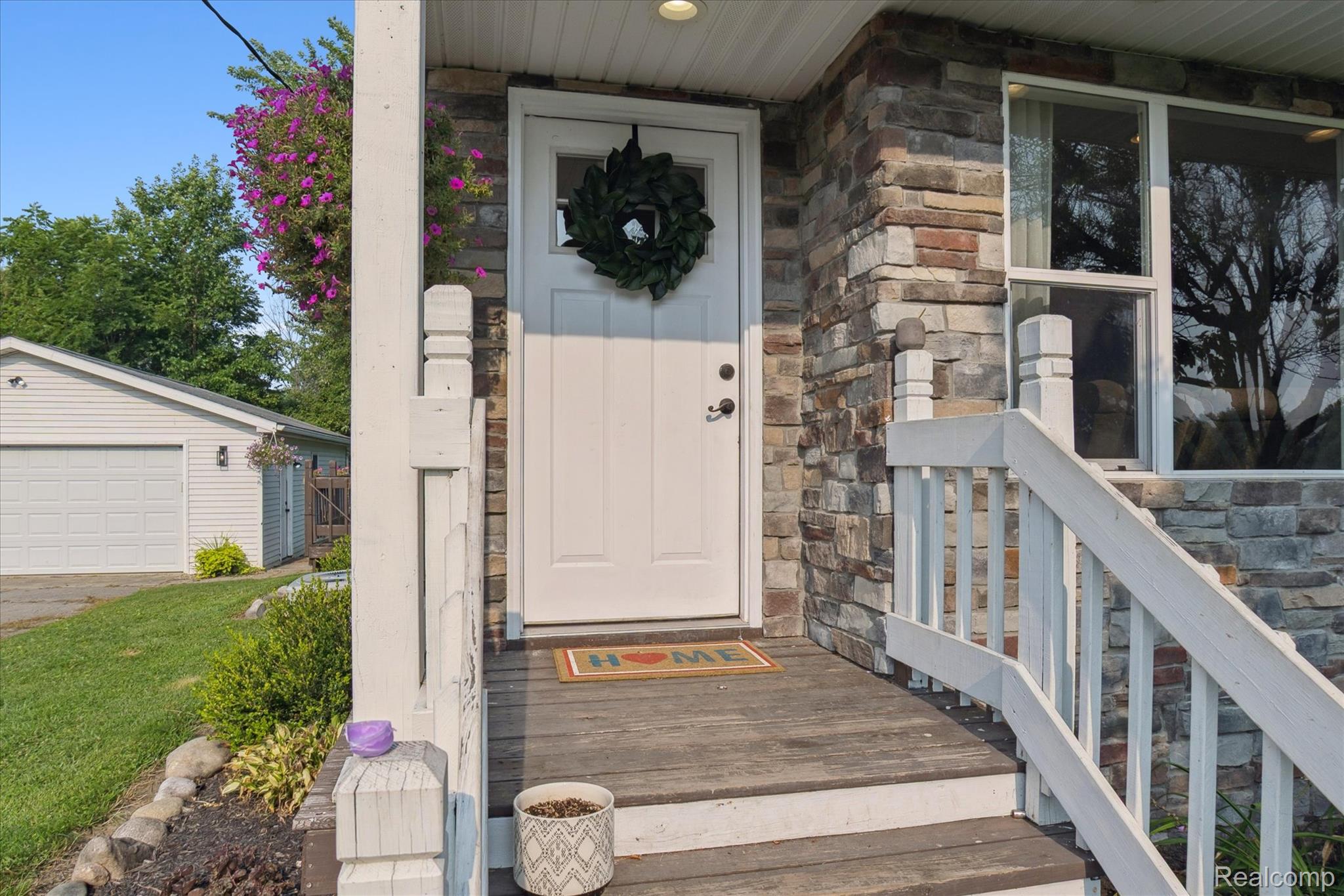 3945 Mentel Road