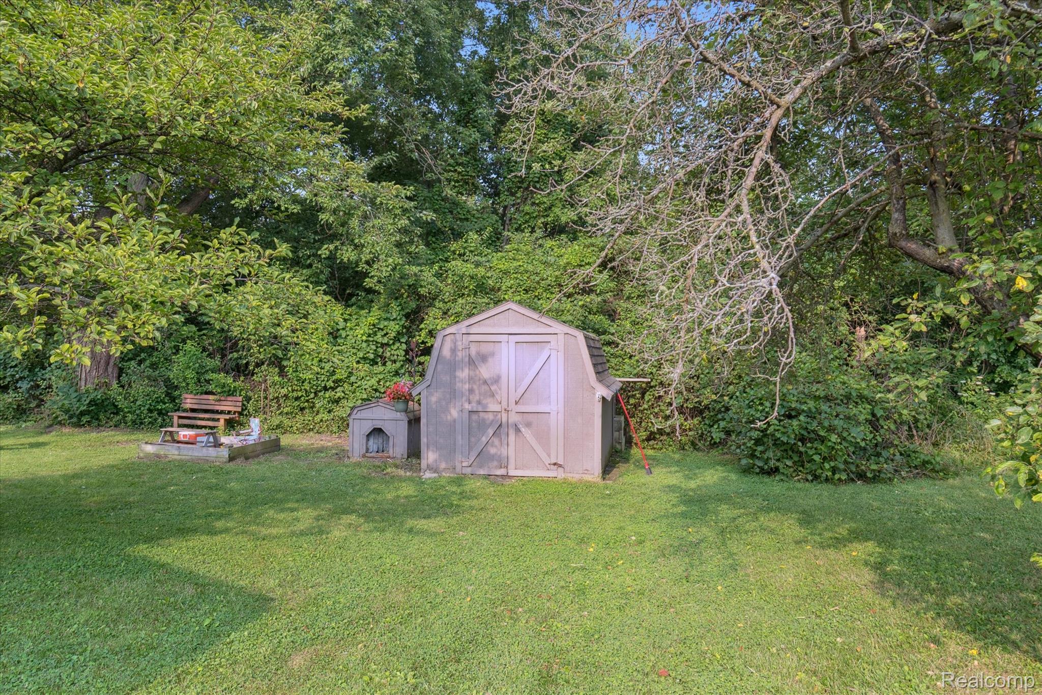 3945 Mentel Road