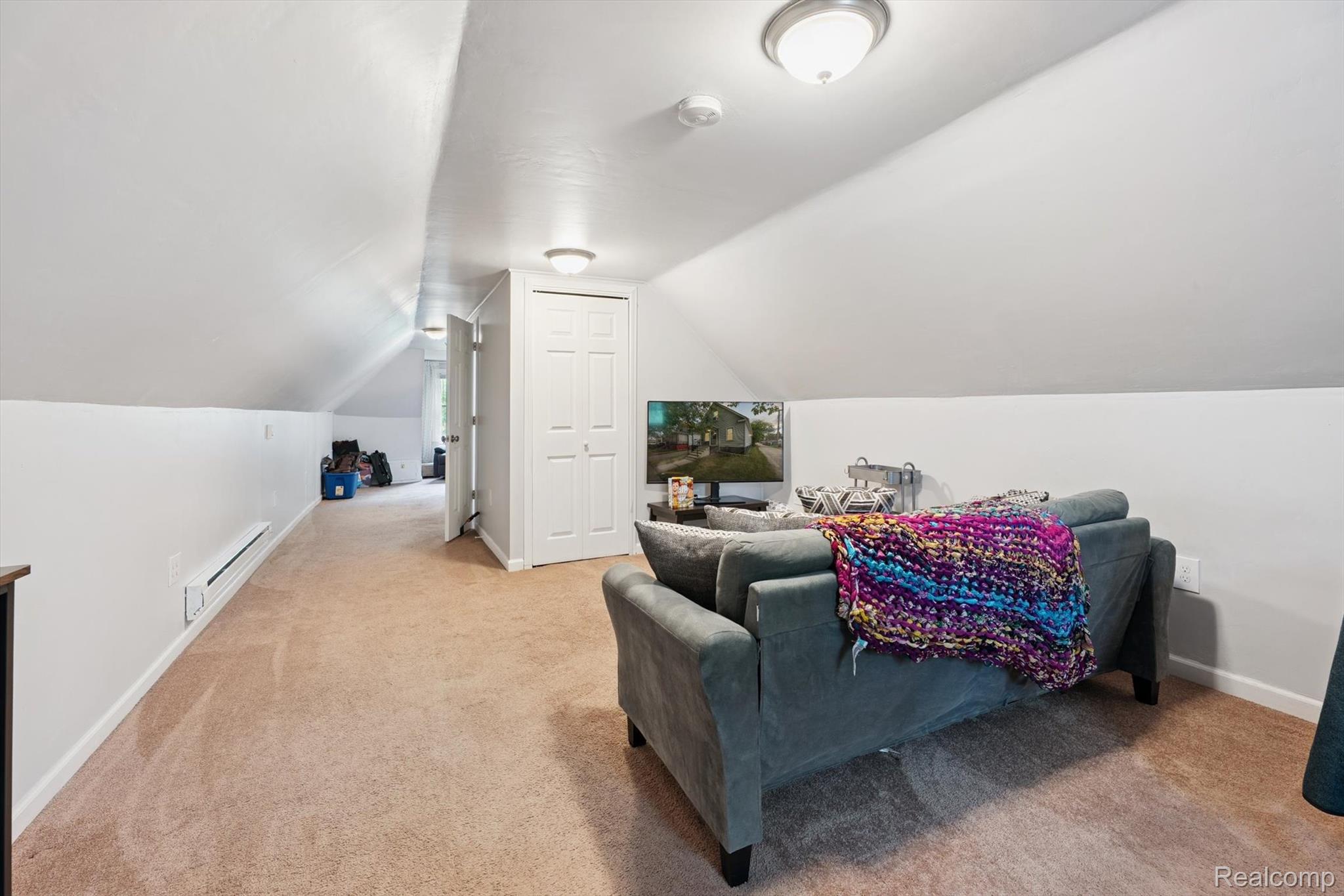 2032 3rd Street