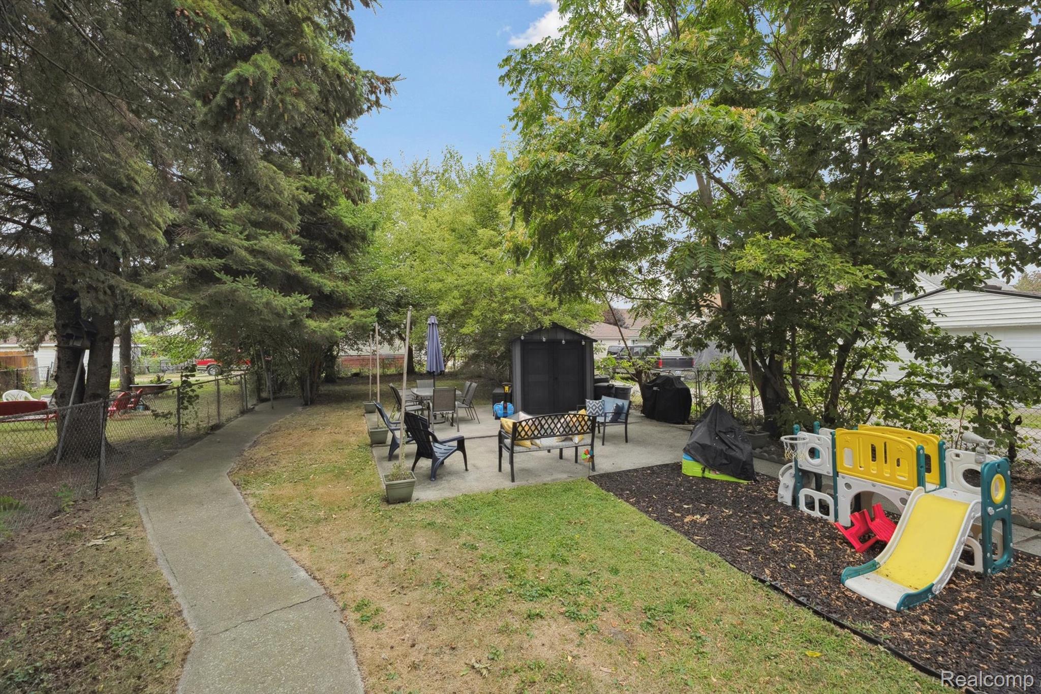 2032 3rd Street