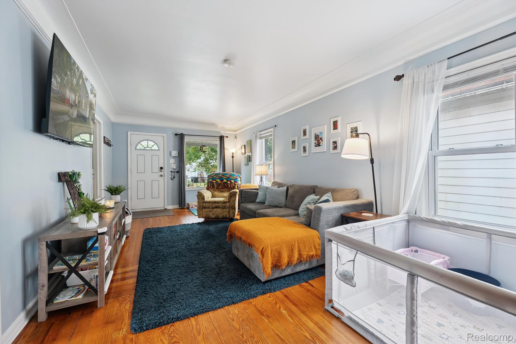2032 3rd Street