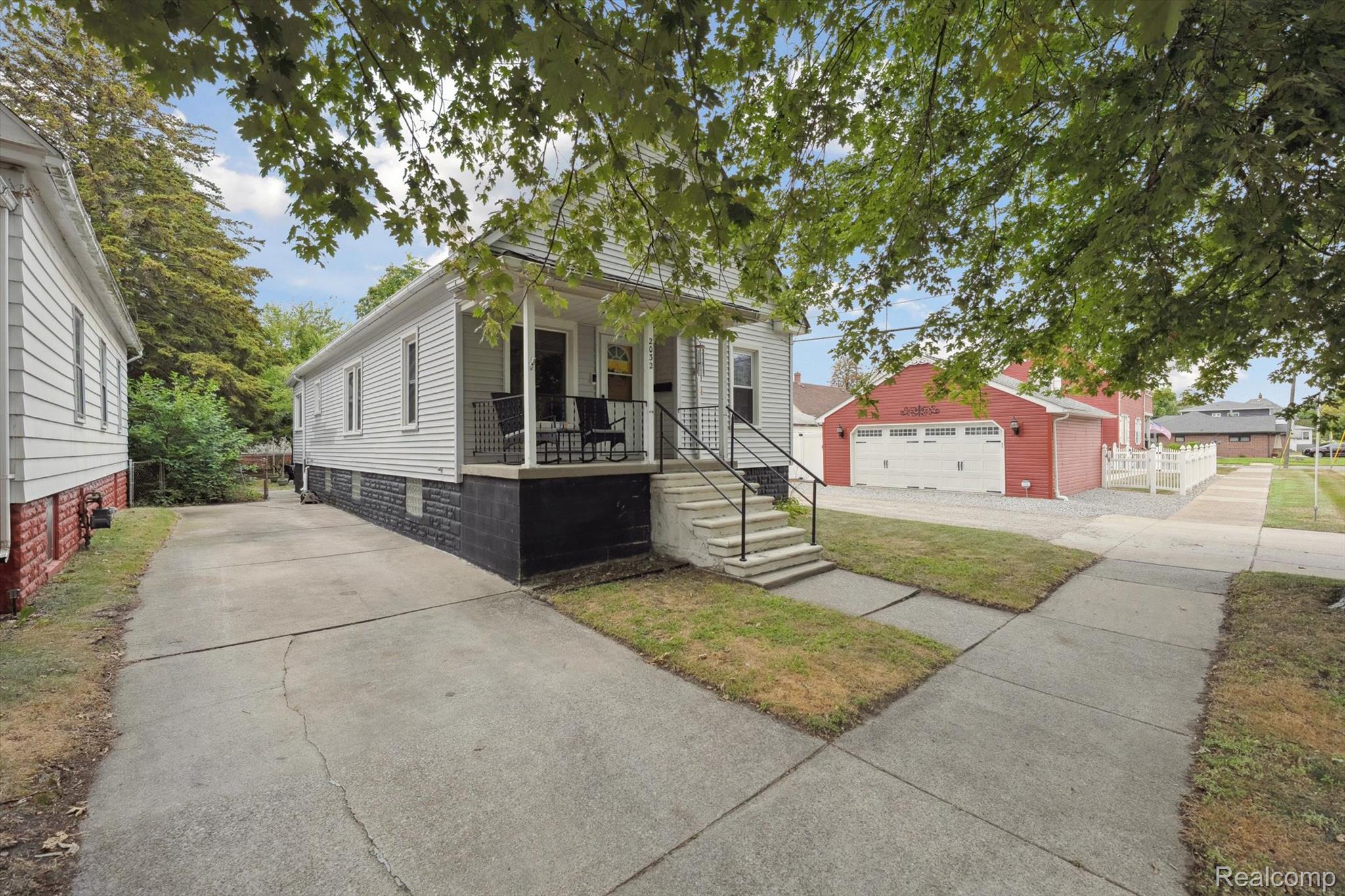 2032 3rd Street