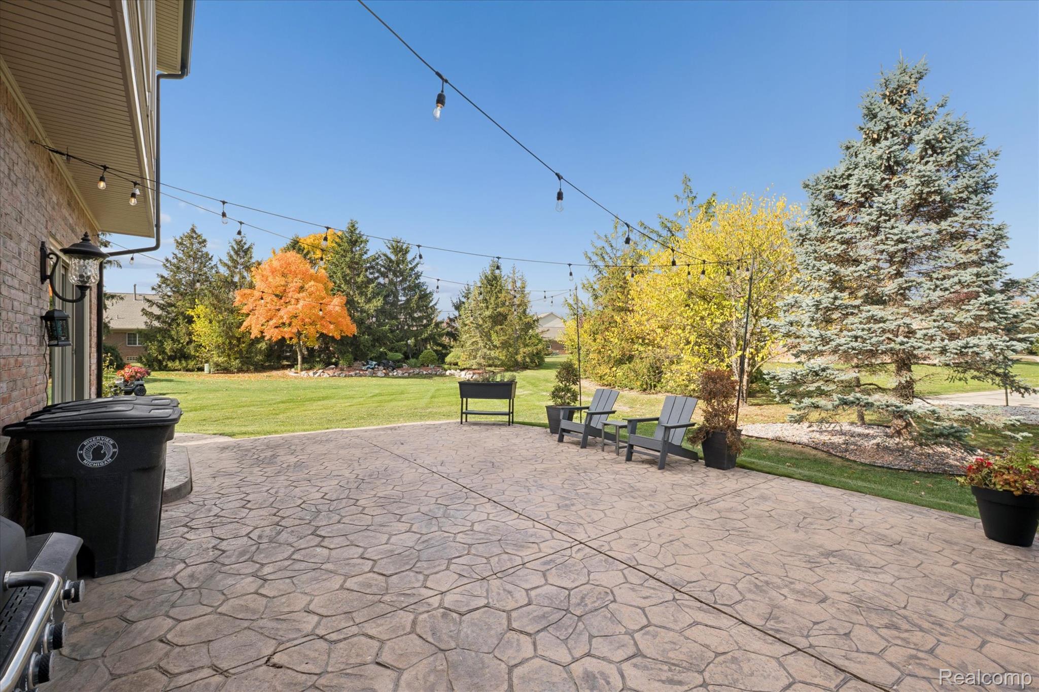 15721 Meadows Drive