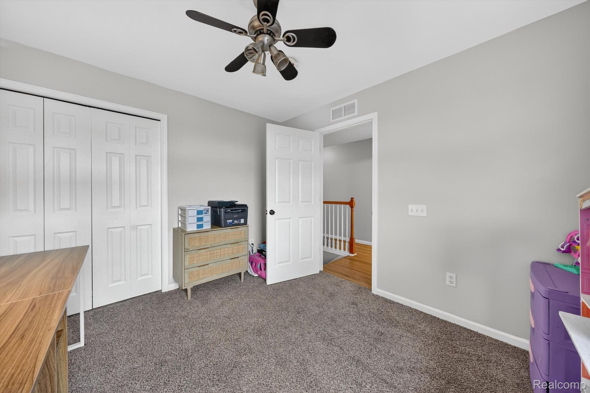 27735 E Mockingbird Drive