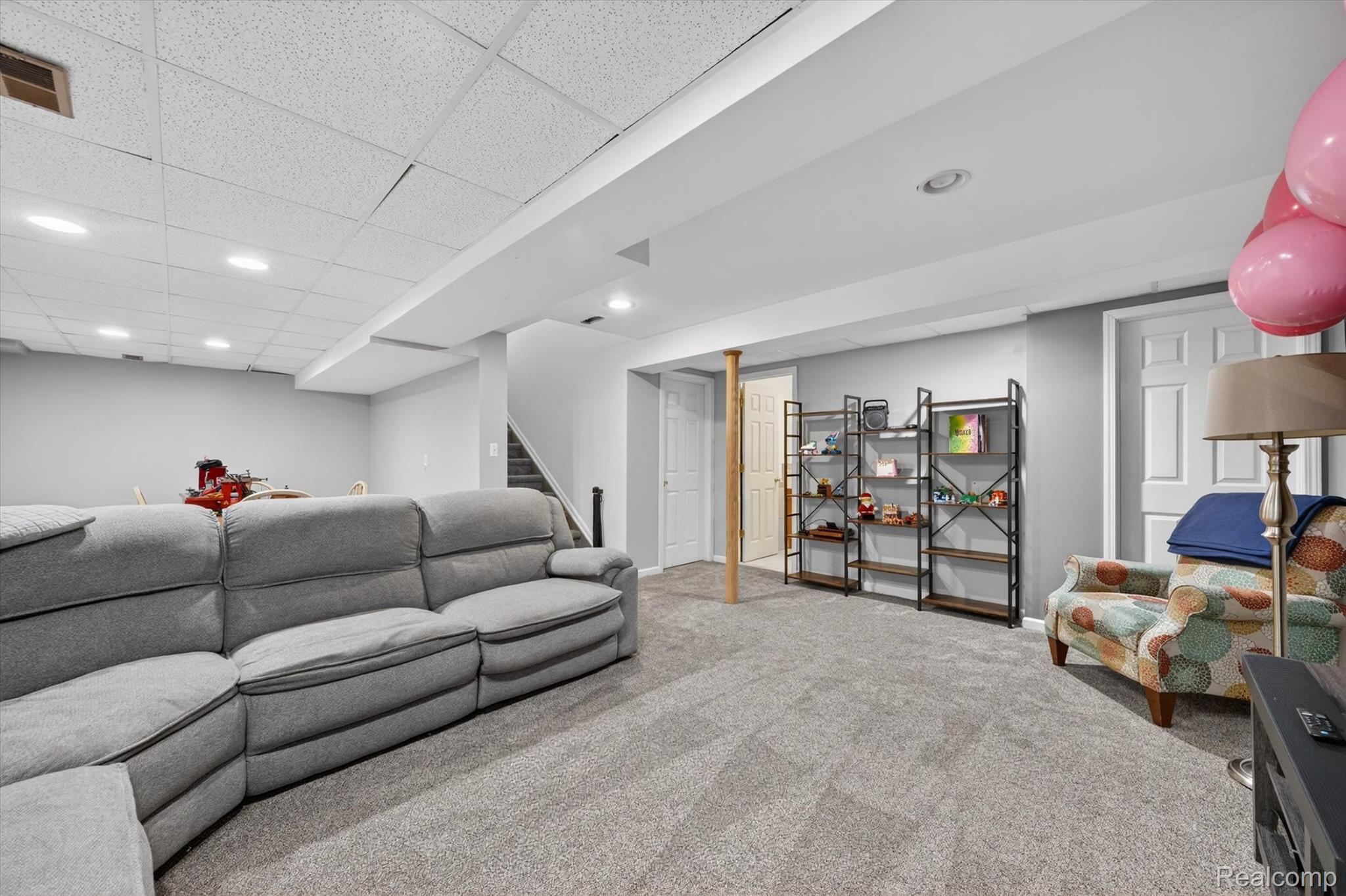 27735 E Mockingbird Drive