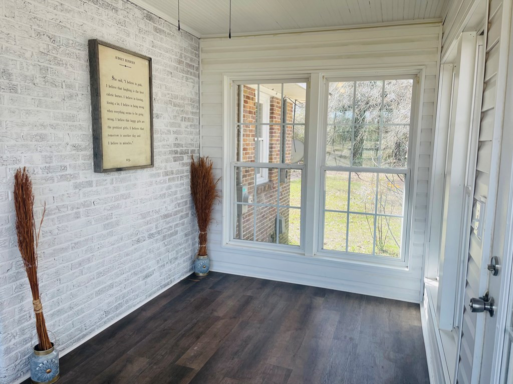 122 St Charles Rd