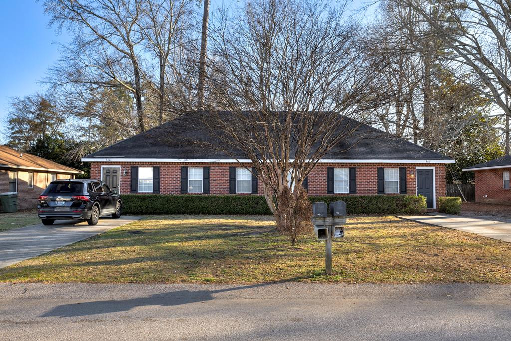 960 Jessamine Trail