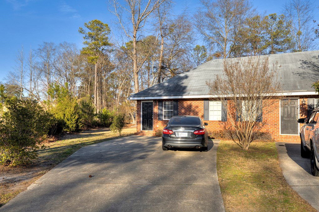 830 Jessamine Trail