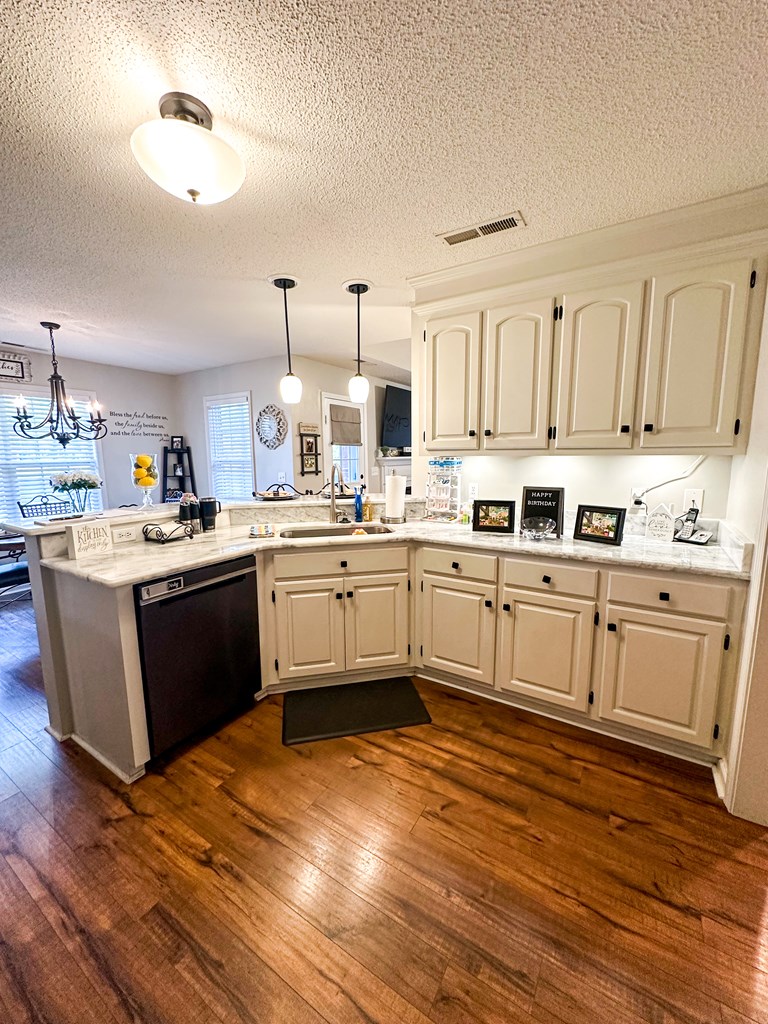 3765 Oleander Drive