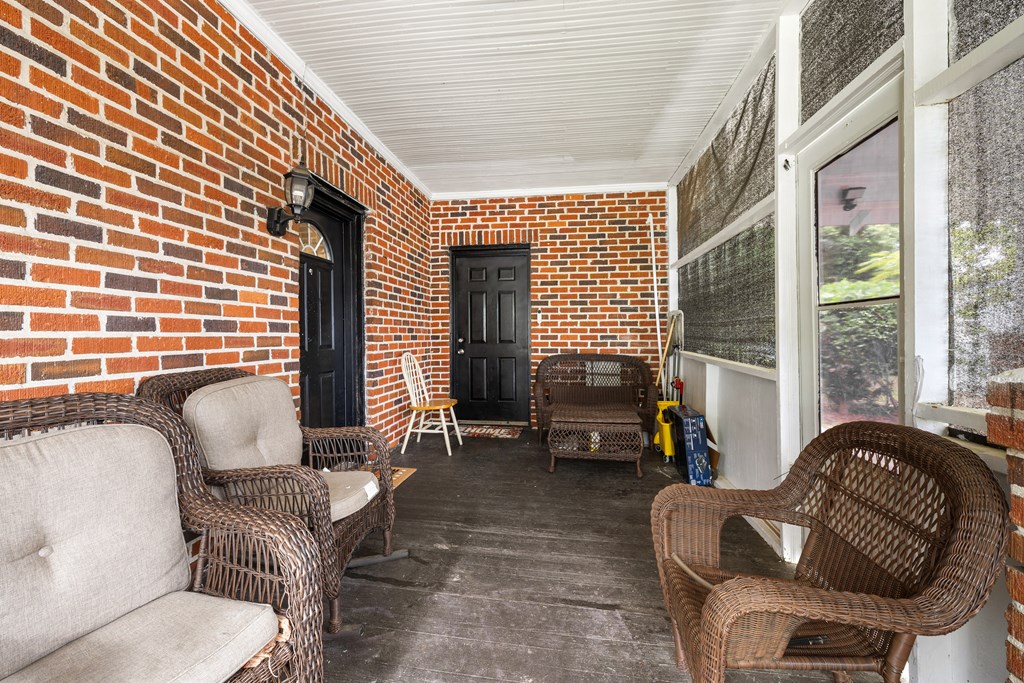 13 Crescent Ave