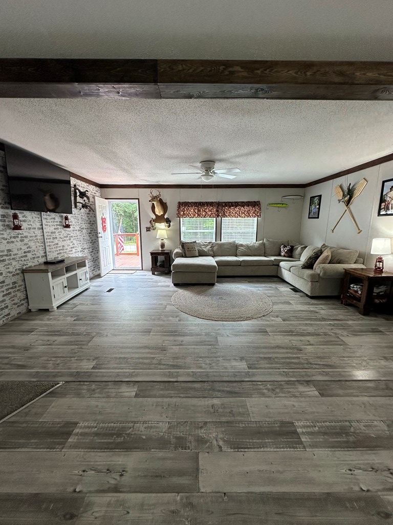 2203 Quail Run