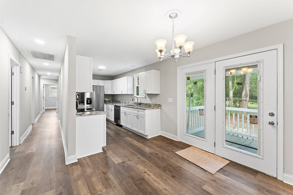 528 Kingsbury