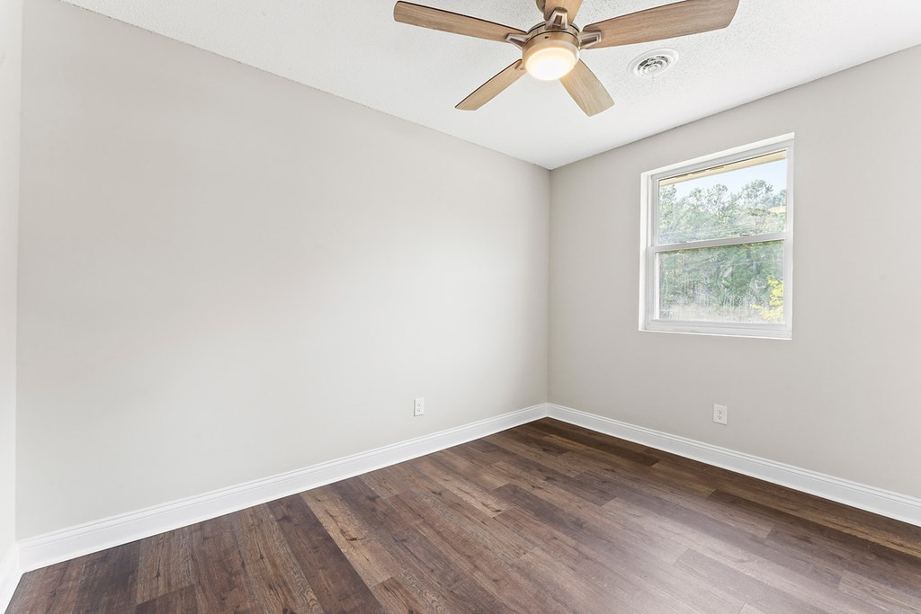 528 Kingsbury