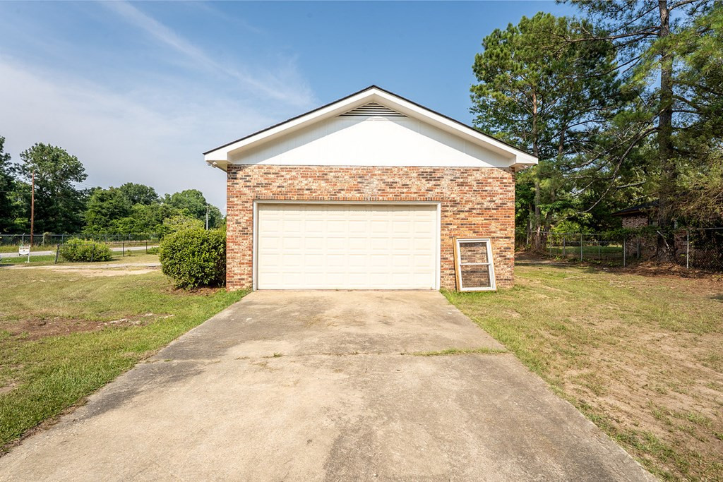 528 Kingsbury