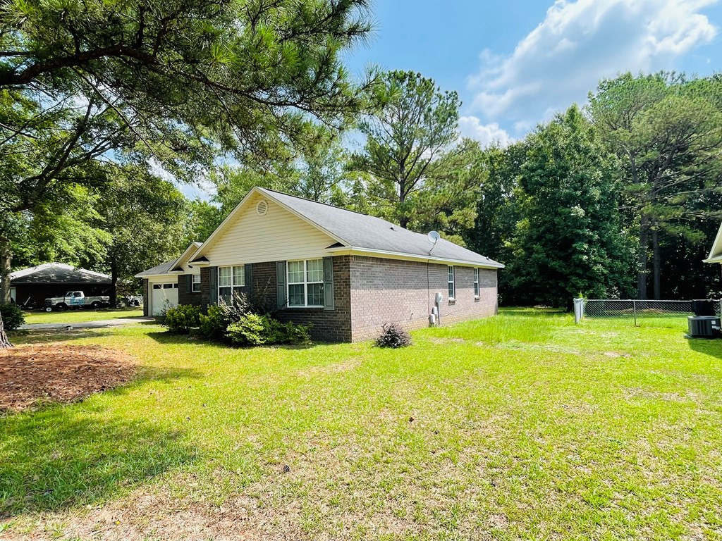 3420 Oleander Drive
