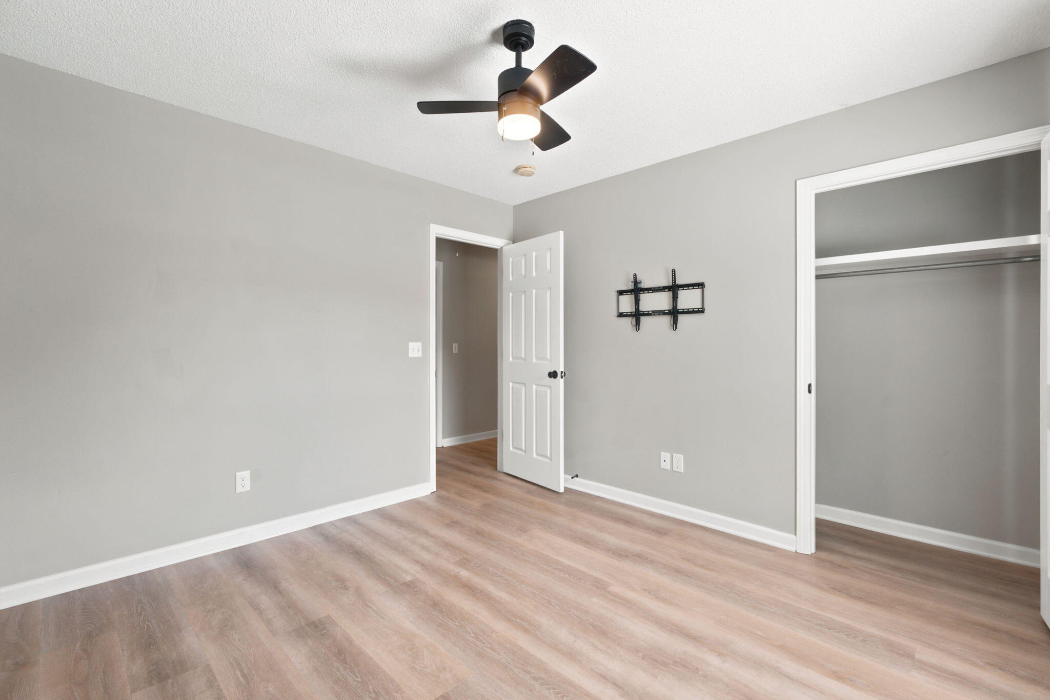 335 Trailwood Drive