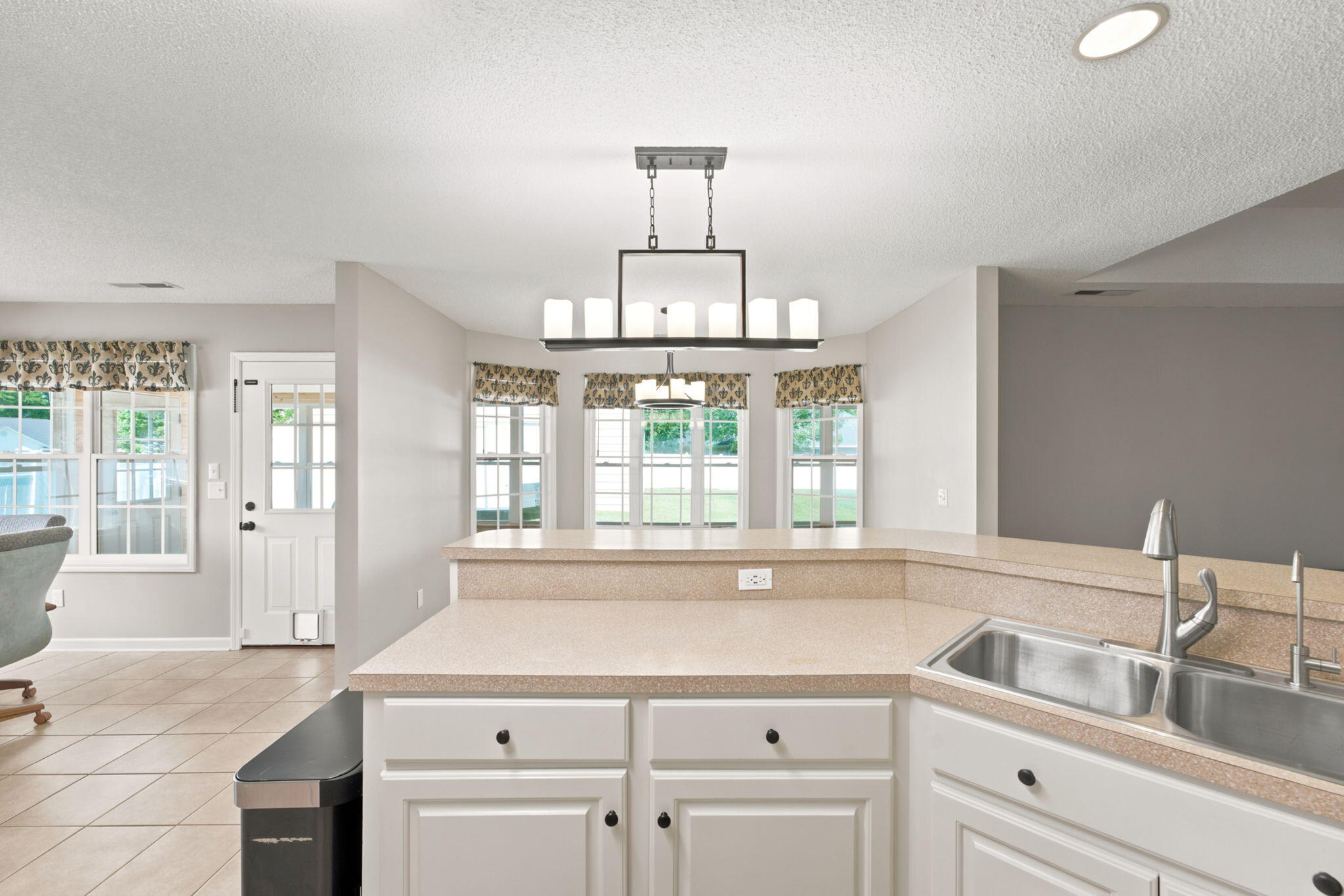 335 Trailwood Drive