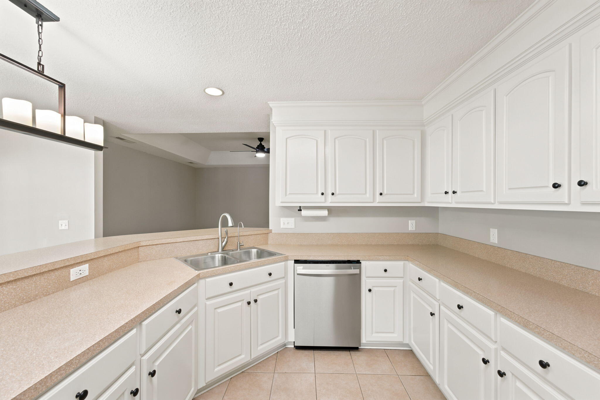335 Trailwood Drive