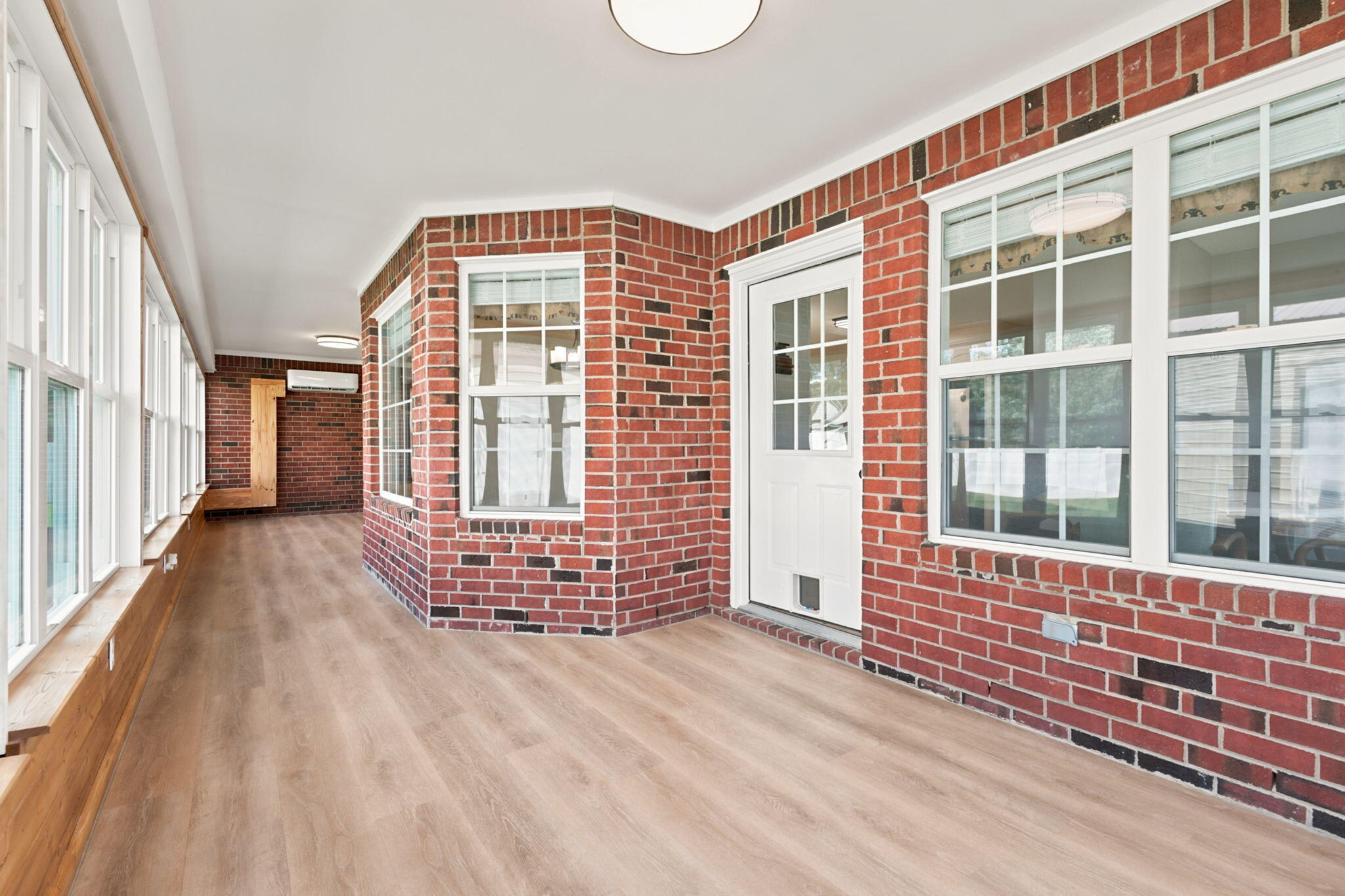 335 Trailwood Drive
