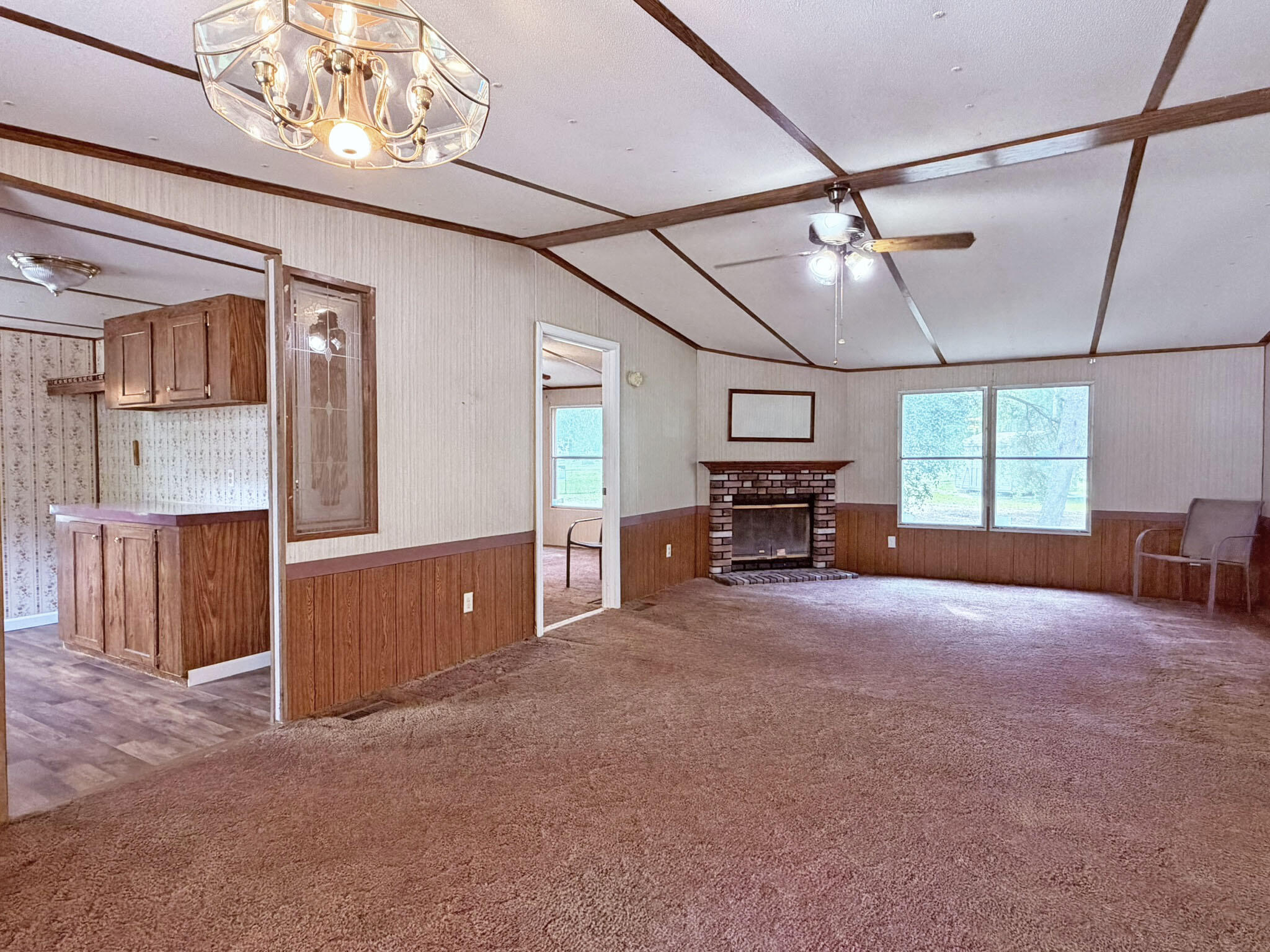 2262 Bob White Drive