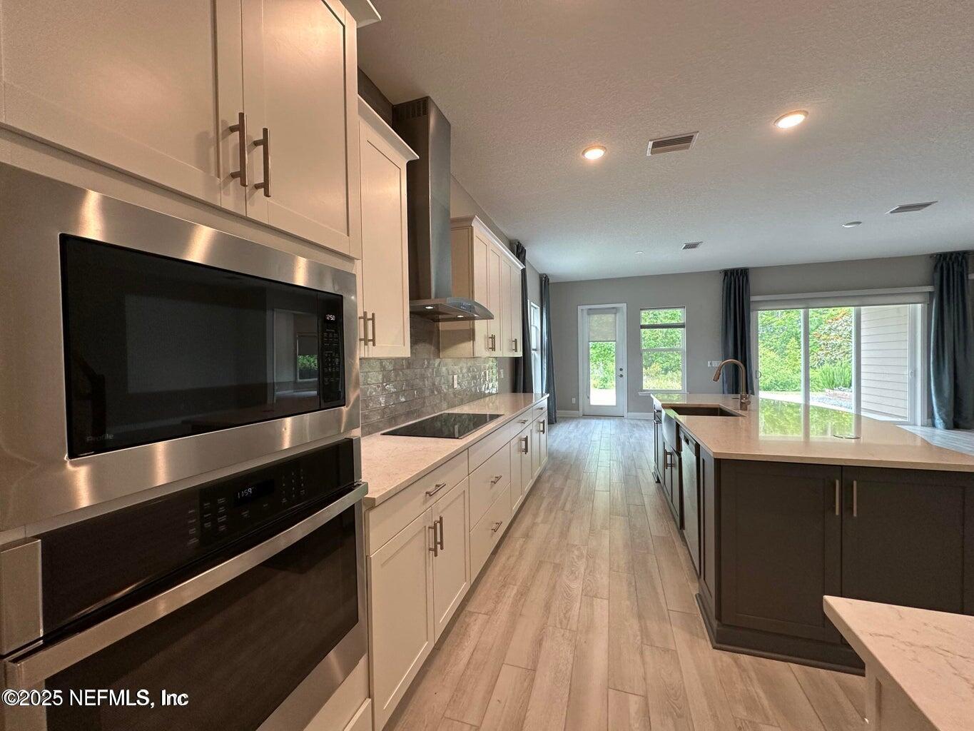 11176 ENGINEERING Way