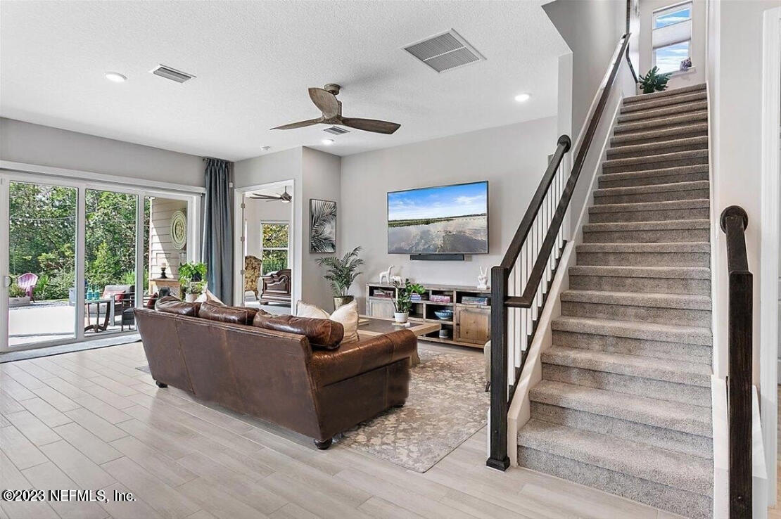 11176 ENGINEERING Way