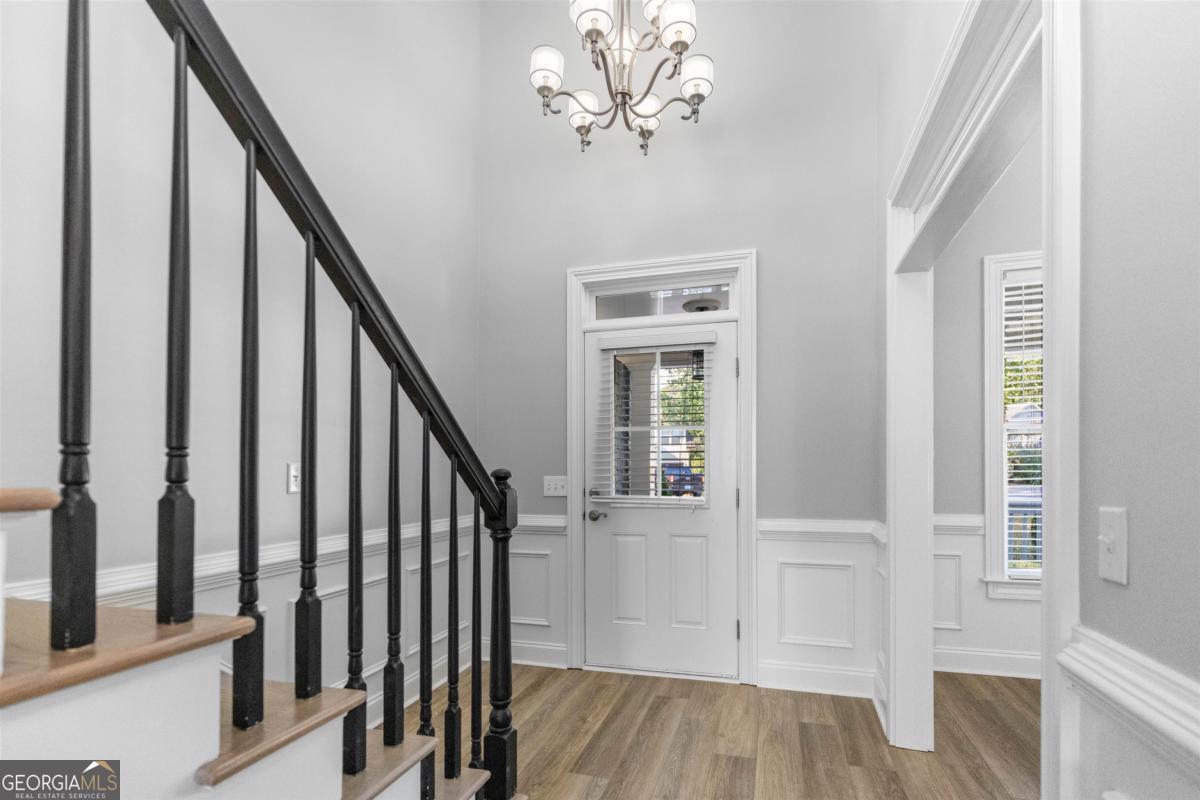 1100 Mira Vista Cove