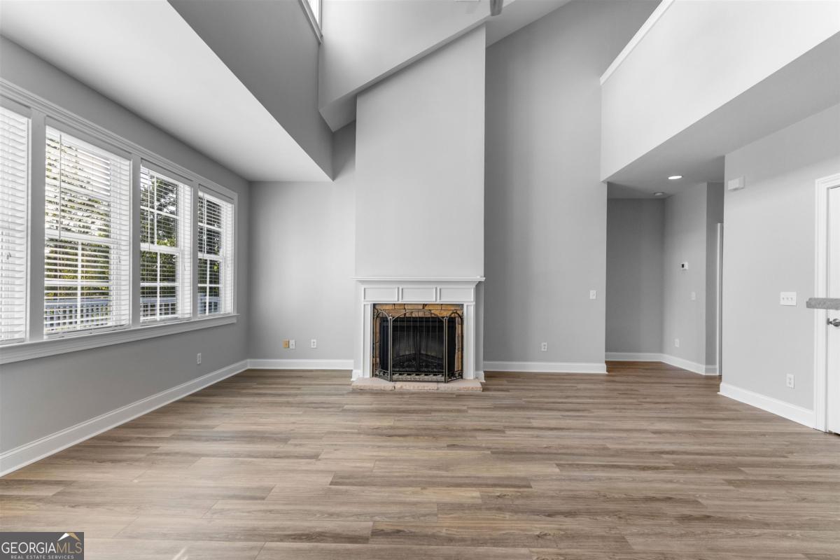 1100 Mira Vista Cove