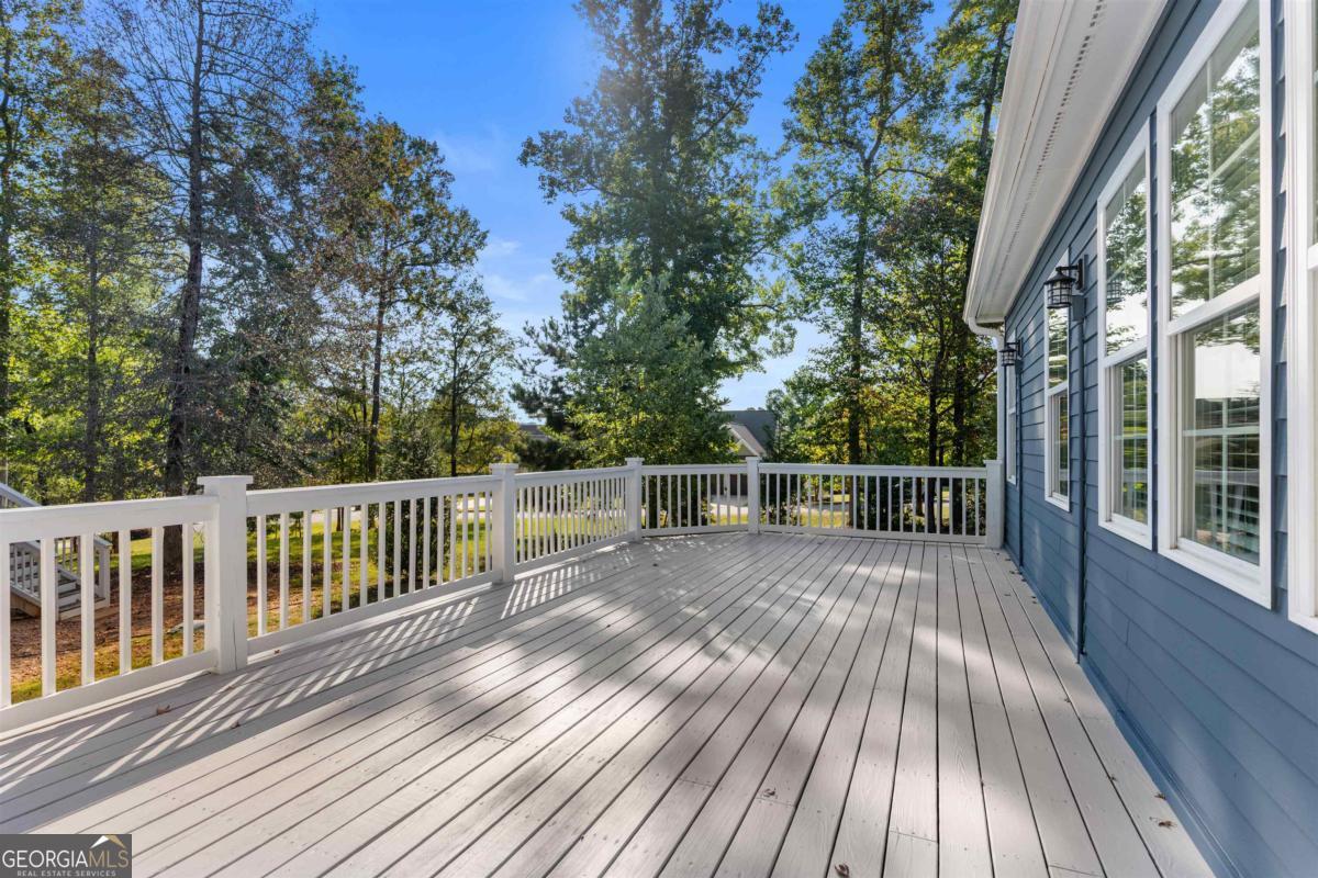 1100 Mira Vista Cove