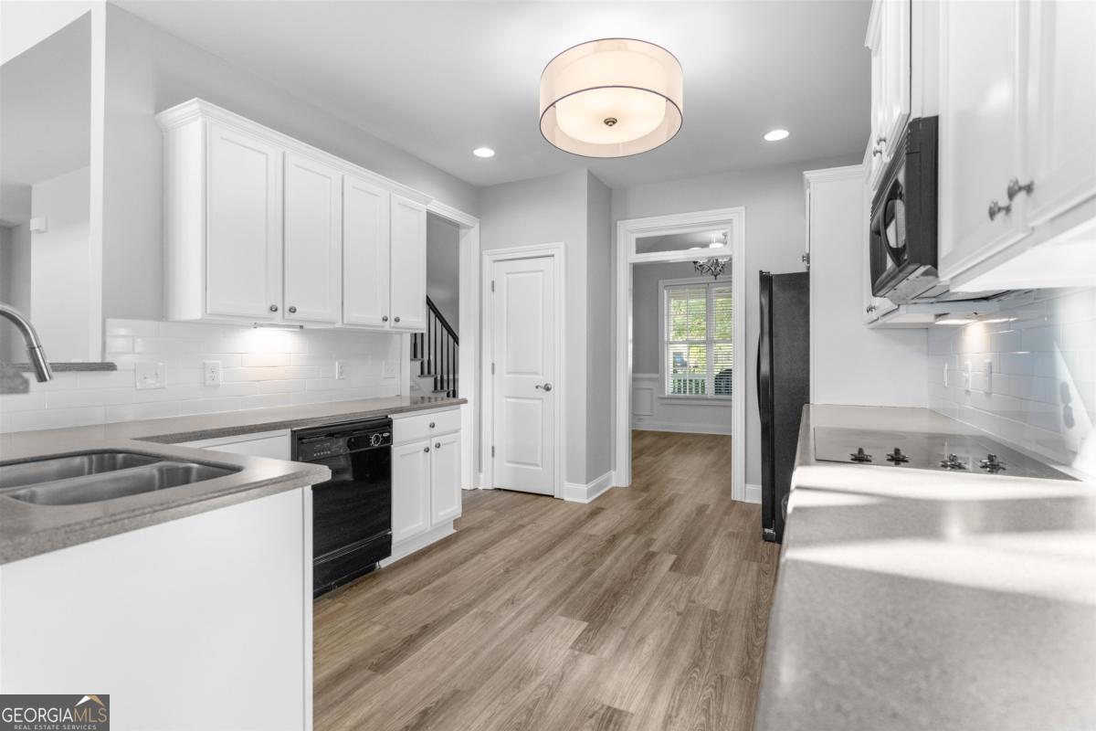 1100 Mira Vista Cove