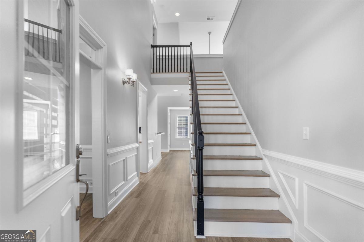 1100 Mira Vista Cove