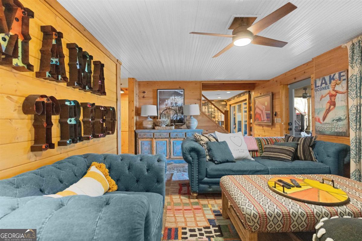 125 Rock Island Lane