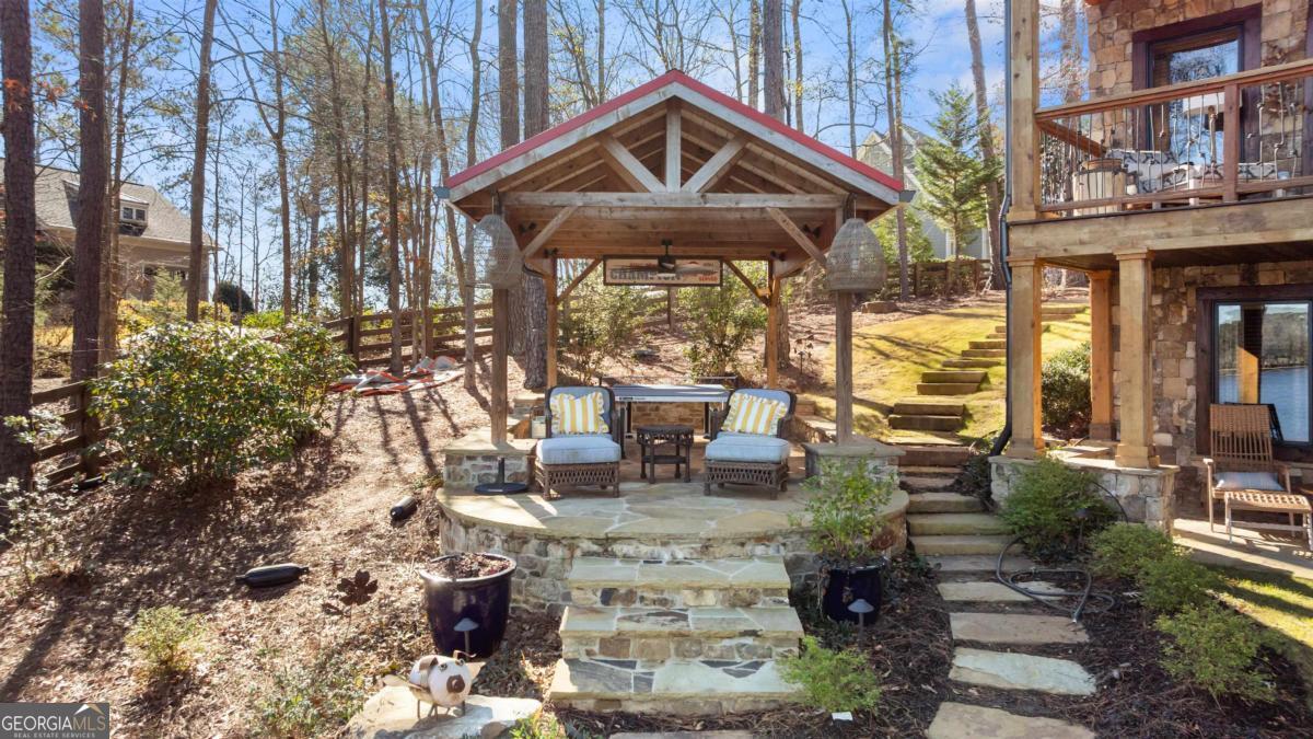 125 Rock Island Lane