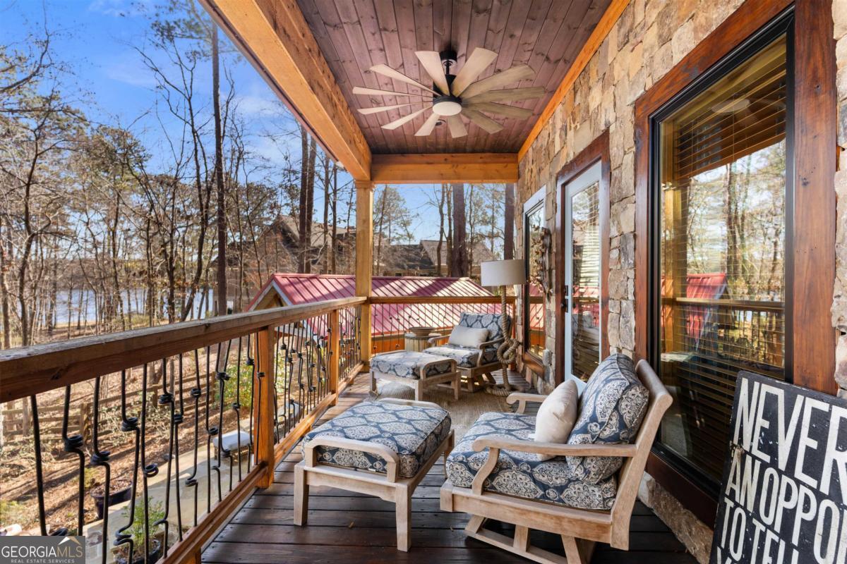 125 Rock Island Lane