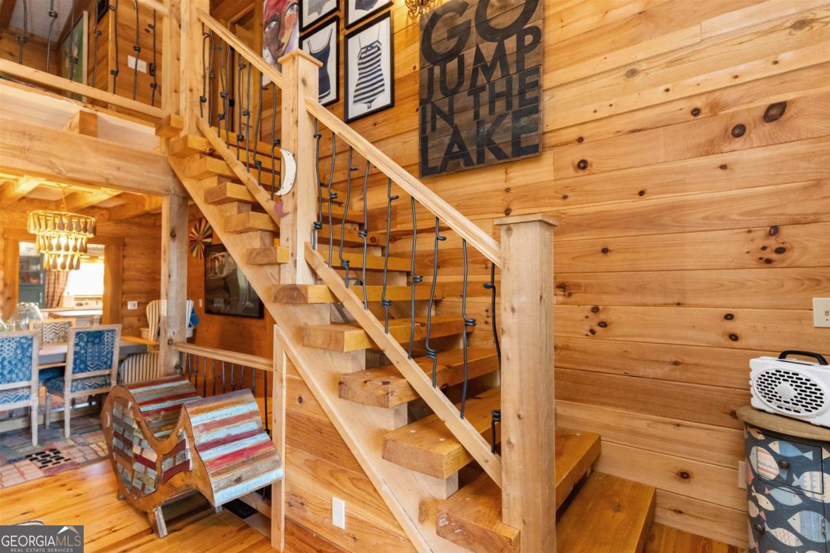 125 Rock Island Lane