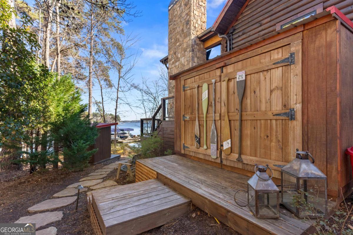 125 Rock Island Lane