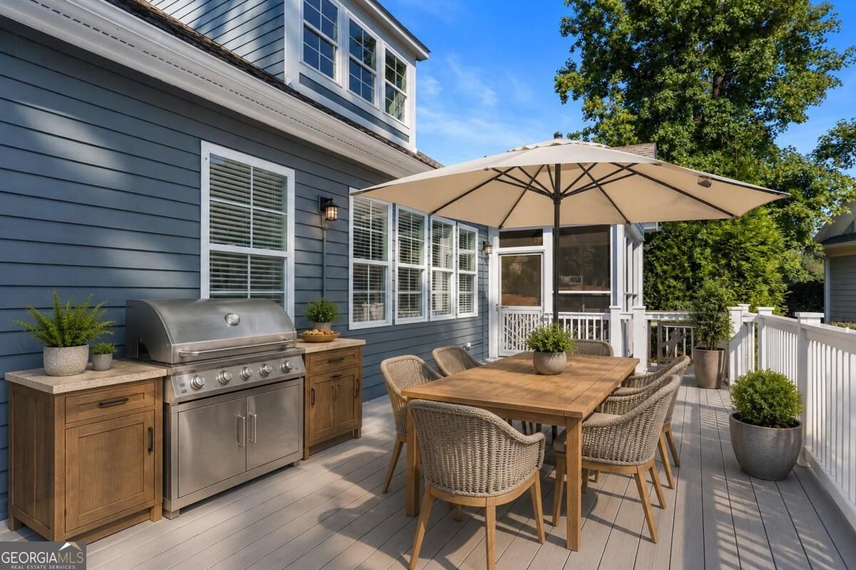 1100 Mira Vista Cove